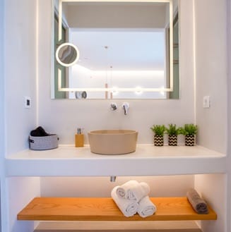 Electrician Mykonos | Ηλεκτρολόγος Μύκονος | Βλάβες & Εγκαταστάσεις | Bombaj Electric